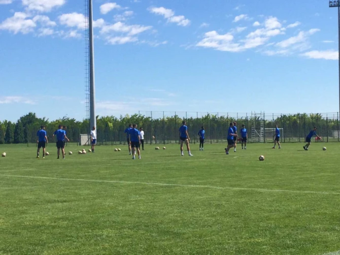 Radnik u sportskm cenrtu FSS-a