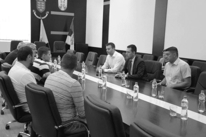 Stevan Karapandžić u razgovoru sa gradonačlnikom dr. Predragom Terzićem