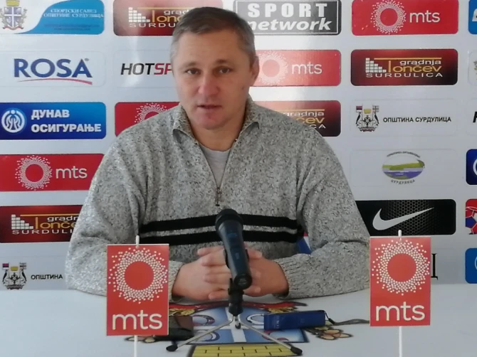 press konferencija FK Radnik: trener Milan Milanović