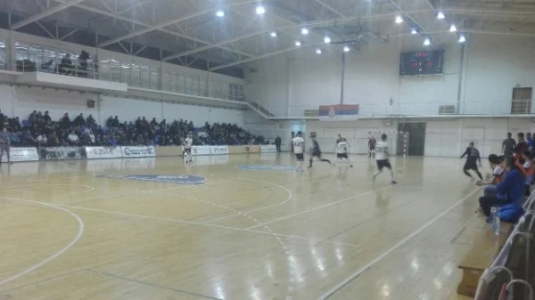 Dejan Stajić, sudija iz Vranja,  ponovo oštetio Piroćnce!, Prva Futsal liga