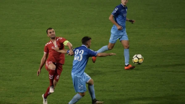 Lalatović redom gazi, Superliga Srbije