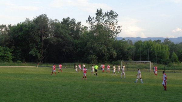 Fudbaleri Sloge iz Lozne nadigrali imenjake iz Dašnice, Prva rasinska okružna liga