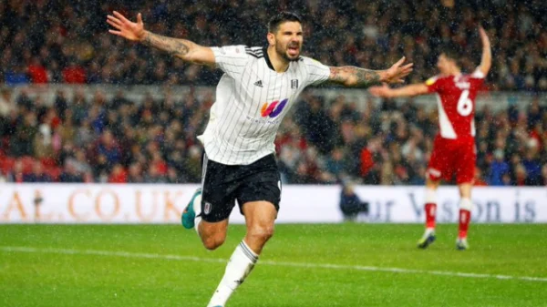 Mitrović došao do 40. gola u sezoni i odveo Fulam u Premijer ligu, Engleska: Championship