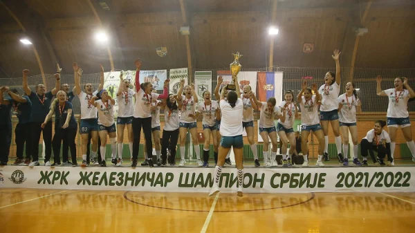 Rukometašice Železničara prvi put u istoriji kluba osvojile titulu prvaka države, ARKUS liga - Play Off