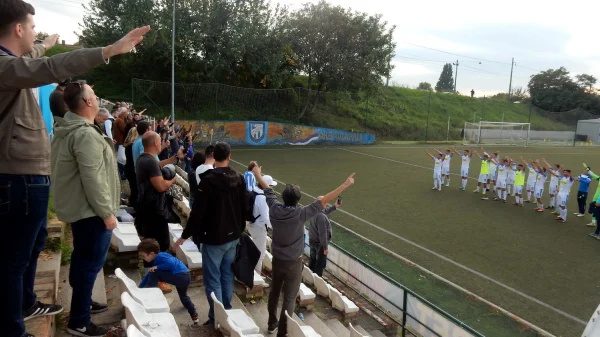 Prva pobeda "Romantičara" protiv Brodarca na terenu kraj Save, Srpska liga Beograd