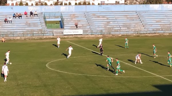 Preokret Jedinstva za pobedu nad "staklarcima" u paraćinskom derbiju, Srpska liga Istok