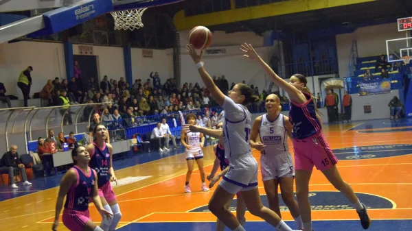 Crveno i belo kraj Ibra, Prva ženska liga Srbije - Play Off
