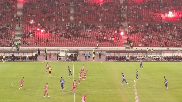 Pehar uručen, bodovi izgubljeni, bleda Zvezda poražena od OFK Beograda, Mozzart Bet Super liga Srbije - Play Off